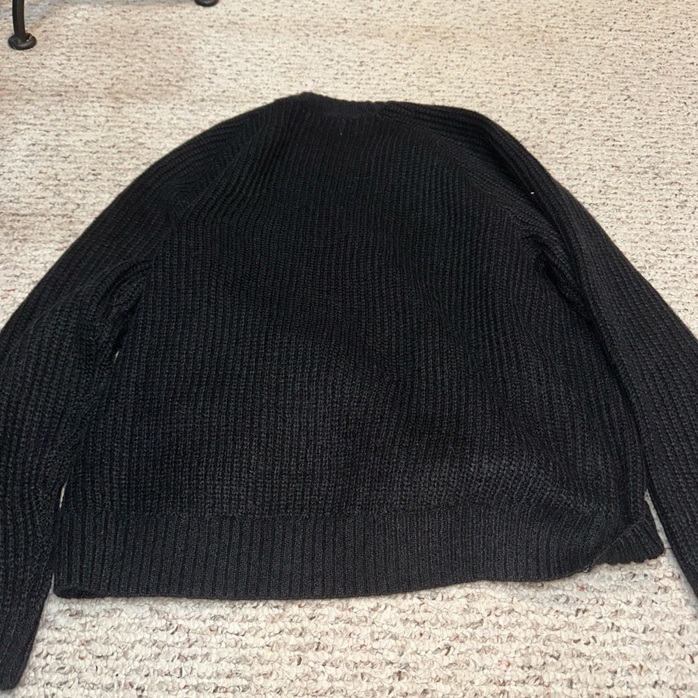 Sweater - Picture 4 of 4